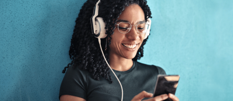 12 melhores podcasts sobre investimentos